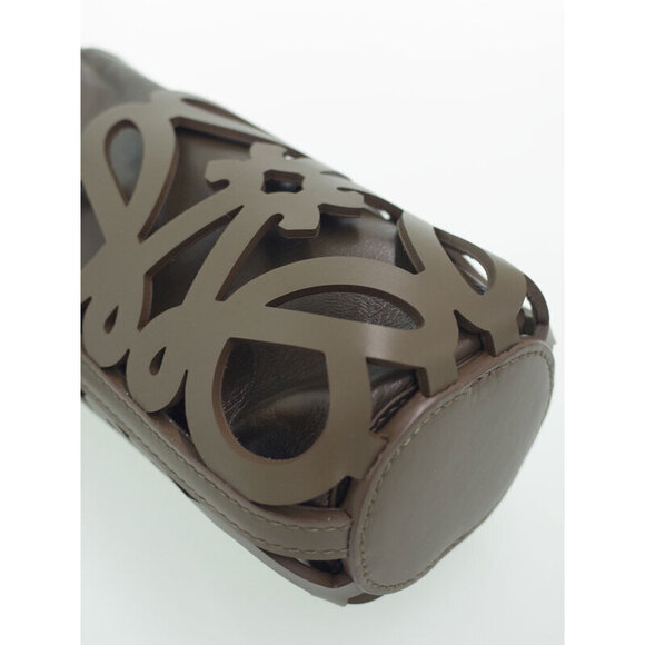 LOEWE Anagram Cutout Pocket Shoulder Bag - Picture 4 of 9